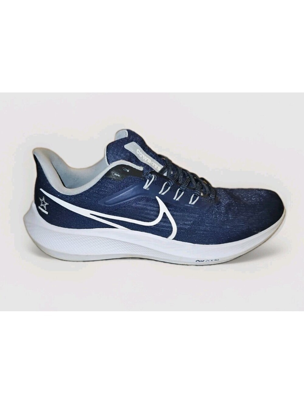 Size 10.5 - Nike NFL x Air Zoom Pegasus 39 Dallas Cowboys